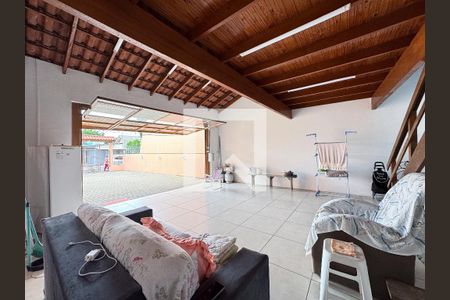 Casa à venda com 169m², 2 quartos e 2 vagasEdícula