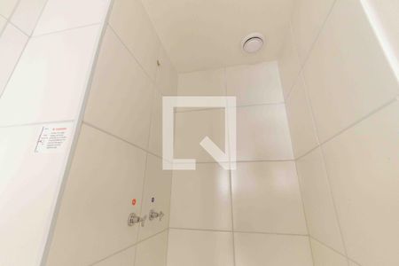 Apartamento à venda com 48m², 2 quartos e sem vaga Apartamento à venda com 48m², 2 quartos e sem vagaBanheiro