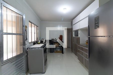 Casa à venda com 298m², 5 quartos e 3 vagas Casa à venda com 298m², 5 quartos e 3 vagasCozinha 2