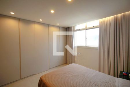 Apartamento à venda com 420m², 4 quartos e 5 vagasSuíte 3