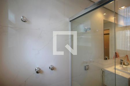 Apartamento à venda com 420m², 4 quartos e 5 vagasBanheiro