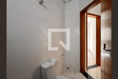 Apartamento à venda com 94m², 2 quartos e 1 vaga Apartamento à venda com 94m², 2 quartos e 1 vagaBanheiro