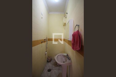 Casa à venda com 160m², 3 quartos e 3 vagasBanheiro de serviço