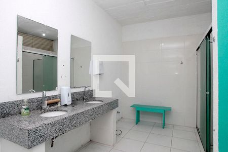 Casa à venda com 230m², 3 quartos e 4 vagasBanheiro 3