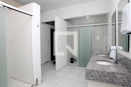 Casa à venda com 230m², 3 quartos e 4 vagasBanheiro 3