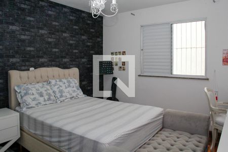 Casa à venda com 210m², 3 quartos e 3 vagas Casa à venda com 210m², 3 quartos e 3 vagasQuarto 3