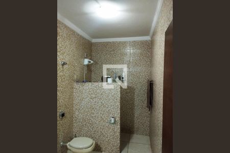 Casa à venda com 352m², 2 quartos e 5 vagas Casa à venda com 352m², 2 quartos e 5 vagasBanheiro 2