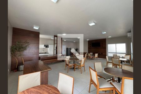 Apartamento à venda com 56m², 2 quartos e 1 vaga Apartamento à venda com 56m², 2 quartos e 1 vagaÁrea comum - Salão de festas