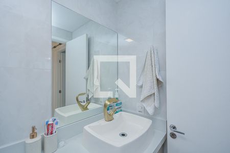 Apartamento à venda com 38m², 2 quartos e sem vaga Apartamento à venda com 38m², 2 quartos e sem vagaBanheiro