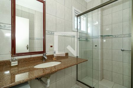 Casa de condomínio à venda com 247m², 3 quartos e 3 vagasBanheiro da Suíte