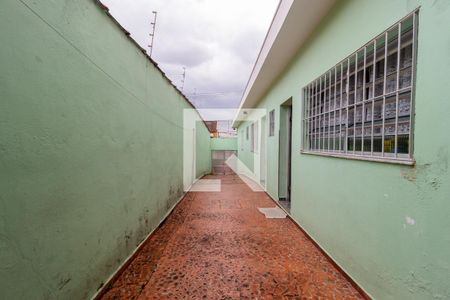 Casa à venda com 140m², 3 quartos e 4 vagasCorredor