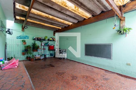 Casa à venda com 140m², 3 quartos e 4 vagasQuintal