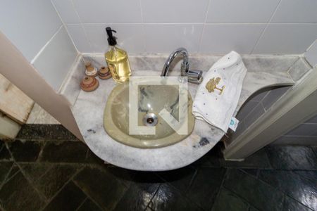 Casa à venda com 140m², 3 quartos e 4 vagasDetalhe - Lavabo