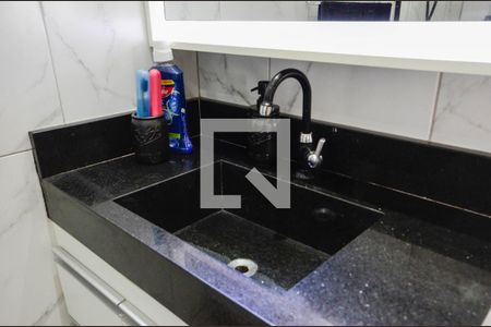 Casa à venda com 72m², 2 quartos e sem vaga Casa à venda com 72m², 2 quartos e sem vagaBanheiro