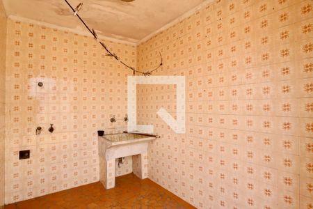 Casa à venda com 213m², 3 quartos e 7 vagas Casa à venda com 213m², 3 quartos e 7 vagasÁrea de Serviço