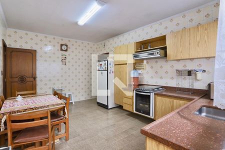 Casa à venda com 213m², 3 quartos e 7 vagas Casa à venda com 213m², 3 quartos e 7 vagasCozinha