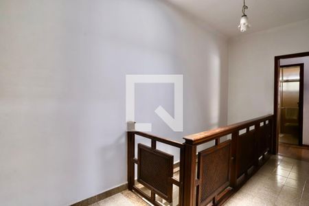 Casa à venda com 213m², 3 quartos e 7 vagas Casa à venda com 213m², 3 quartos e 7 vagasCorredor