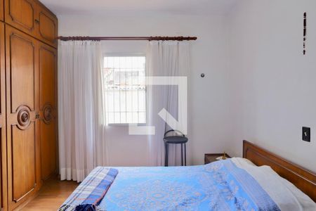 Casa à venda com 213m², 3 quartos e 7 vagas Casa à venda com 213m², 3 quartos e 7 vagasQuarto 03