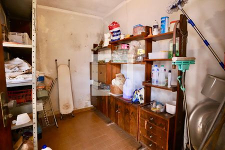 Casa à venda com 213m², 3 quartos e 7 vagas Casa à venda com 213m², 3 quartos e 7 vagasÁrea de Serviço