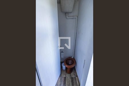 Apartamento à venda com 128m², 3 quartos e 1 vaga Apartamento à venda com 128m², 3 quartos e 1 vagaBanheiro de serviço