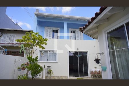 Casa à venda com 234m², 4 quartos e 2 vagasPátio