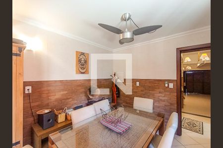 Casa de condomínio à venda com 404m², 3 quartos e 2 vagas Casa de condomínio à venda com 404m², 3 quartos e 2 vagasCopa