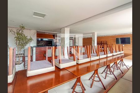 Casa de condomínio à venda com 404m², 3 quartos e 2 vagas Casa de condomínio à venda com 404m², 3 quartos e 2 vagasÁrea comum