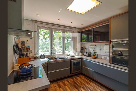 Casa de condomínio à venda com 404m², 3 quartos e 2 vagas Casa de condomínio à venda com 404m², 3 quartos e 2 vagasCozinha