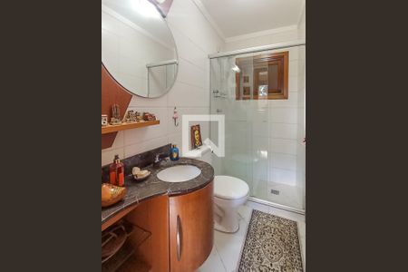 Casa de condomínio à venda com 404m², 3 quartos e 2 vagas Casa de condomínio à venda com 404m², 3 quartos e 2 vagasBanheiro de Serviço