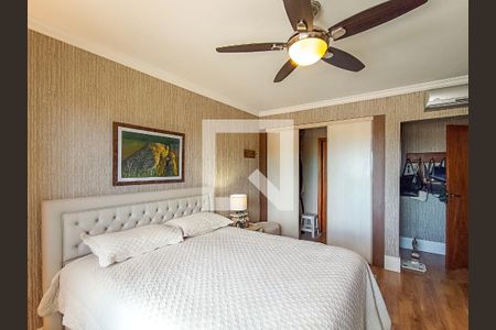 Casa de condomínio à venda com 404m², 3 quartos e 2 vagas Casa de condomínio à venda com 404m², 3 quartos e 2 vagasSuíte