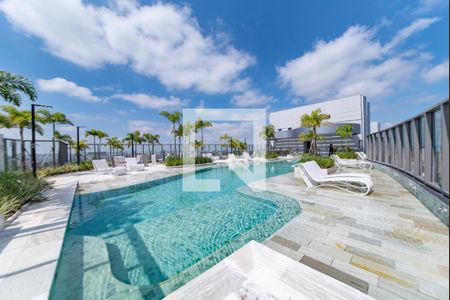 Studio para alugar com 31m², 1 quarto e sem vaga Studio para alugar com 31m², 1 quarto e sem vagaPiscina