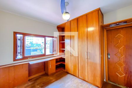 Casa à venda com 365m², 4 quartos e 4 vagasQuarto 3 - Suíte