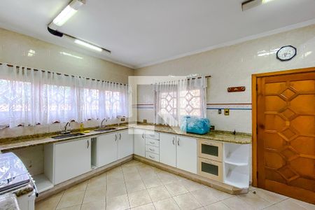 Casa à venda com 365m², 4 quartos e 4 vagasCozinha