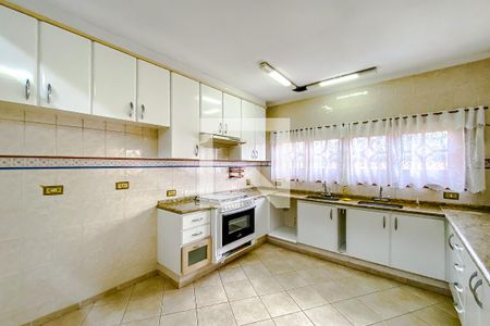 Casa à venda com 365m², 4 quartos e 4 vagasCozinha