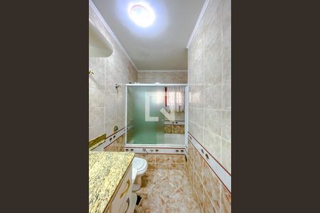 Casa à venda com 365m², 4 quartos e 4 vagasBanheiro da Suíte 2