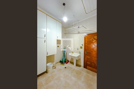 Casa à venda com 365m², 4 quartos e 4 vagasÁrea de Serviço