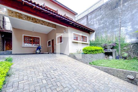 Casa à venda com 365m², 4 quartos e 4 vagasGaragem