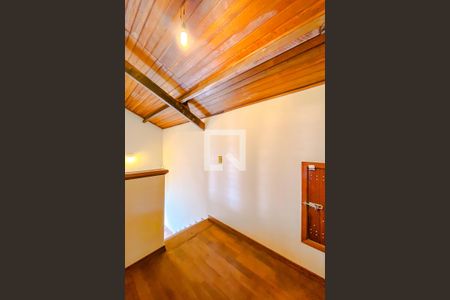 Casa à venda com 365m², 4 quartos e 4 vagasHall