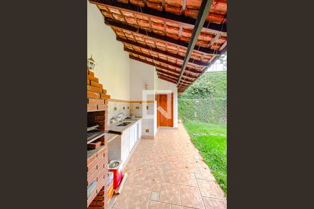 Casa à venda com 365m², 4 quartos e 4 vagasChurrasqueira