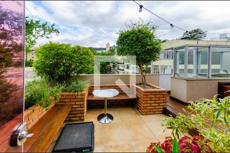 Apartamento à venda com 160m², 2 quartos e 1 vaga Apartamento à venda com 160m², 2 quartos e 1 vagaCobertura