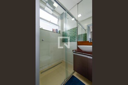 Apartamento à venda com 160m², 2 quartos e 1 vaga Apartamento à venda com 160m², 2 quartos e 1 vagaBanheiro suíte