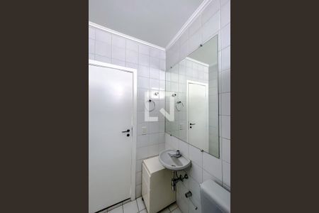 Apartamento para alugar com 228m², 3 quartos e 3 vagasBanheiro