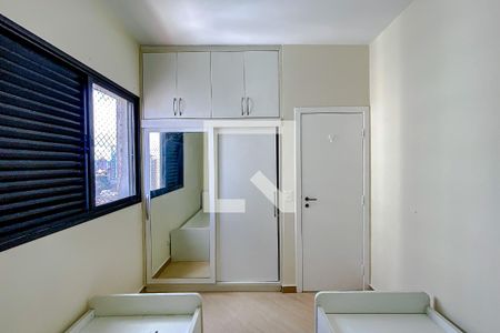 Apartamento para alugar com 228m², 3 quartos e 3 vagasQuarto 2
