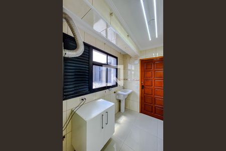 Apartamento para alugar com 228m², 3 quartos e 3 vagasÁrea de Serviço