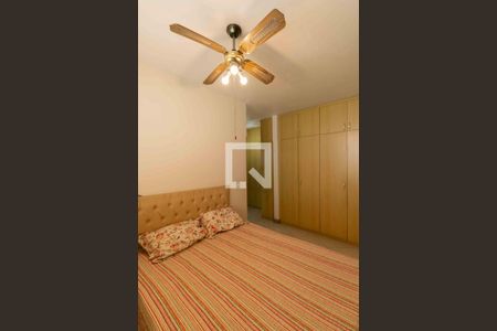 Casa à venda com 420m², 5 quartos e 4 vagas Casa à venda com 420m², 5 quartos e 4 vagasQuarto 1 Suite