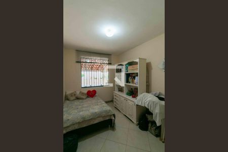 Casa à venda com 420m², 5 quartos e 4 vagas Casa à venda com 420m², 5 quartos e 4 vagasQuarto 3