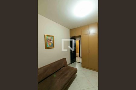 Casa à venda com 420m², 5 quartos e 4 vagas Casa à venda com 420m², 5 quartos e 4 vagasQuarto 2