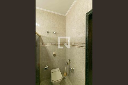 Casa à venda com 420m², 5 quartos e 4 vagas Casa à venda com 420m², 5 quartos e 4 vagasBanheiro da Suíte 1