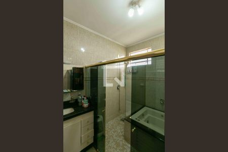 Casa à venda com 420m², 5 quartos e 4 vagas Casa à venda com 420m², 5 quartos e 4 vagasBanheiro da Suíte 1