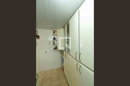 Casa à venda com 420m², 5 quartos e 4 vagas Casa à venda com 420m², 5 quartos e 4 vagasDespensa